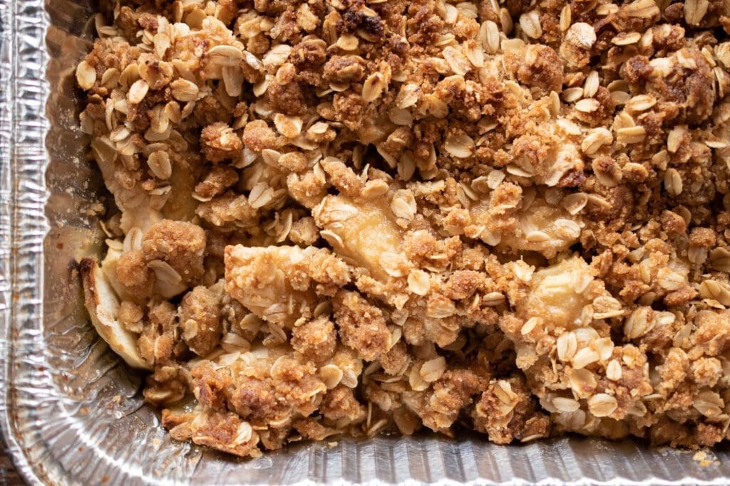 Apple Crisp with oat topping